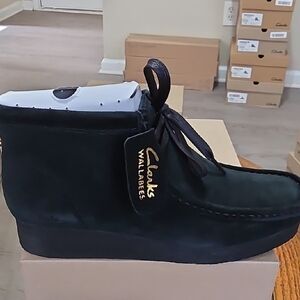 Clarks Wallabees  Womens Black Suede  Boots